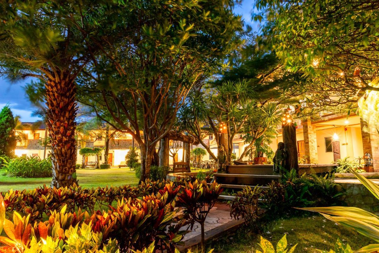 Pn Gold Resort Bang Saen Exterior photo